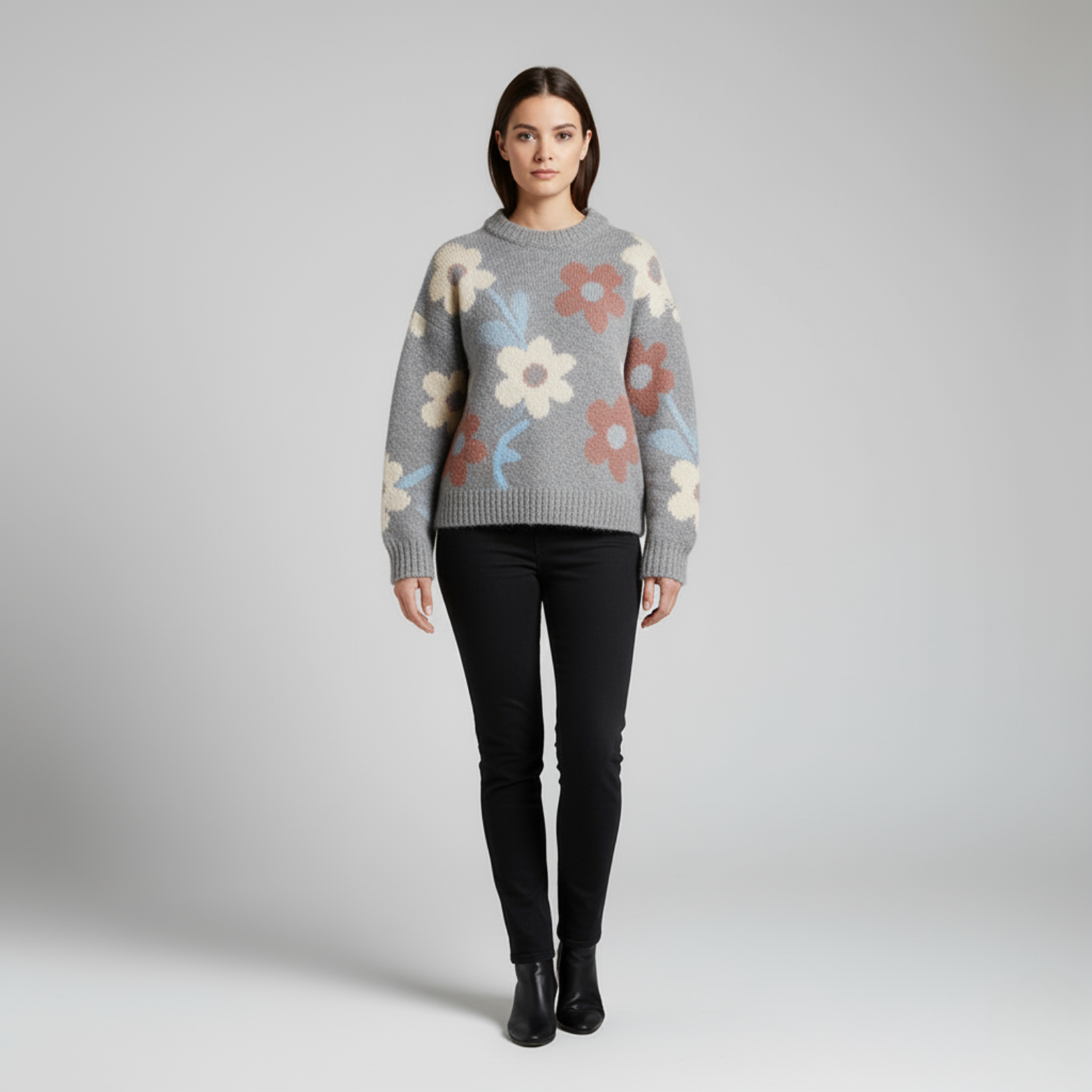 Adriana – Sweter z kwiatowym wzorem